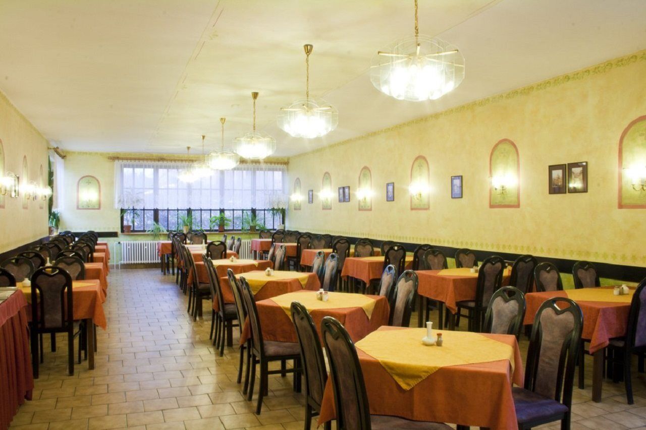 Ea Hotel Jasmin Prague Exterior photo